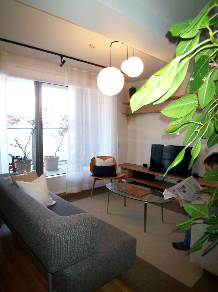 ���r���O