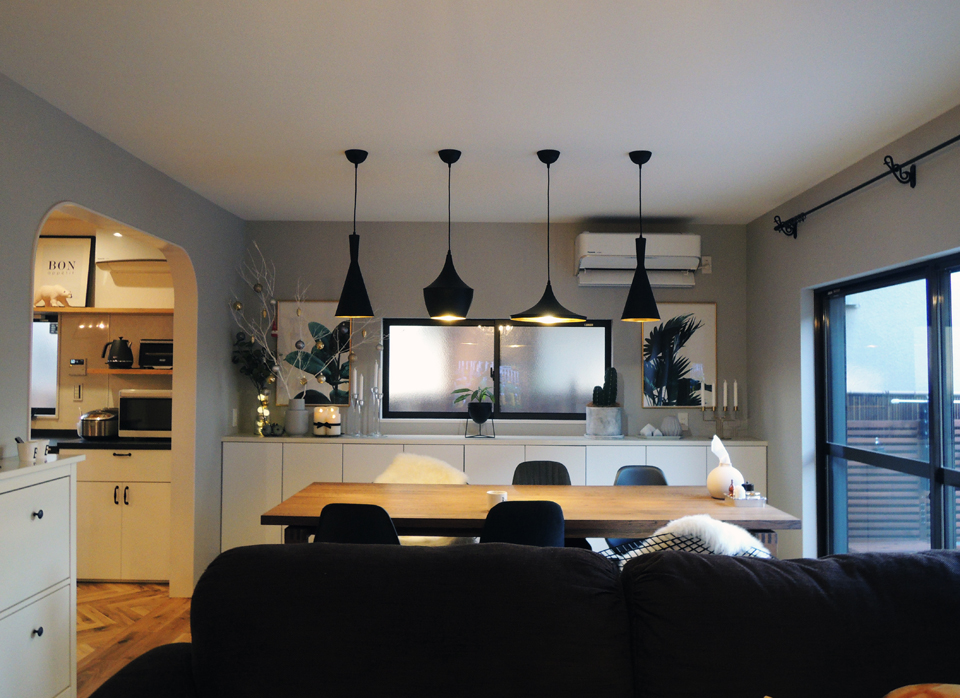 ���r���O