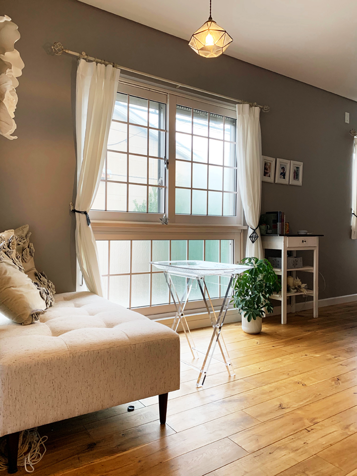 ���r���O